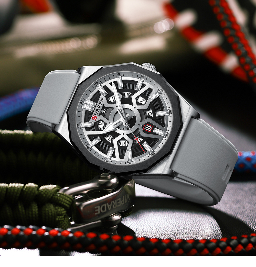 CURREN Fashion Design Wristwat - Smartwatch Guess recension och pris
